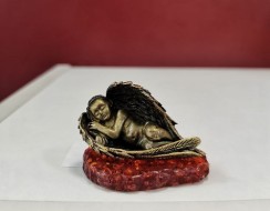 Ангел спящий Сувенир (коньячный) 1275