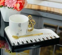 Чашка с блюдцем и ложкой 106-281 200мл