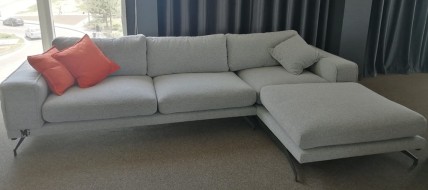 РЭНДОН Диван с оттоманкой мод.1028 (2У1, 7 кат., Эстер плейн 25, Enjoy Lux 13) НМ-00008328