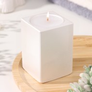 Свеча "Квадрат" в подсвечнике из гипса, 5х8см,белый перламутр 10059783