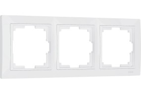 Рамка из пластика на 3 поста Snabb Basic белый W0032001