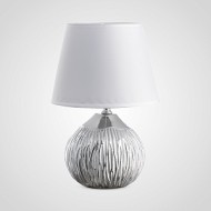 Интерьерная настольная лампа с серебристым абажуром YH9046-1
