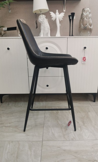 Стул полубарный DC290B мягкий, ЧЕРНЫЙ экокожа, каркас металл черный (от 2-х штук)