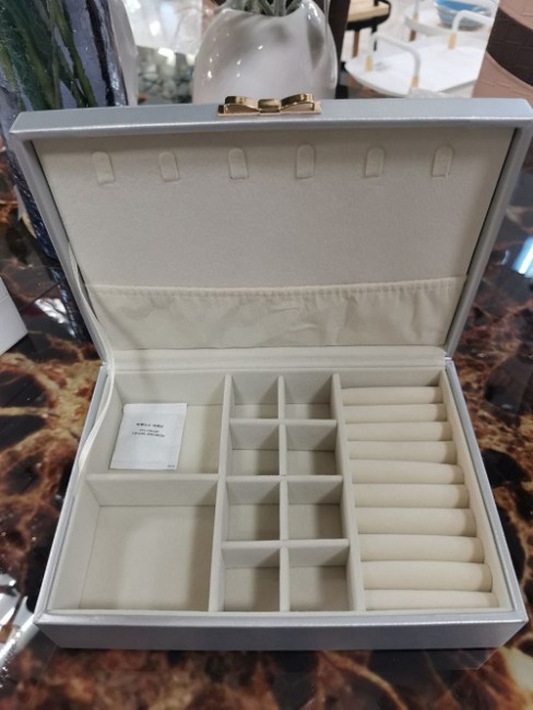 Шкатулка для украшений 74-075