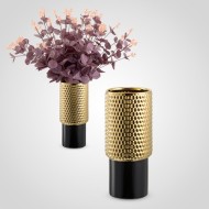 Ваза декоративная WARM HUGS черная 11*11*24 см 2260--2