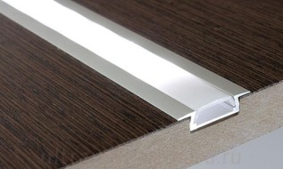 Профиль GAL-GLS-2000-7-22 (2м профиль+2м рассеиватель+2заглушки+4 скобы с шурупами) 523110