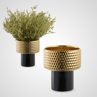 Ваза декоративная WARM HUGS черная 15*15*17 см 2261--2