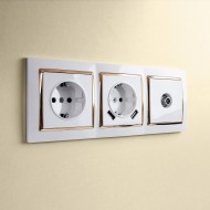 Рамка из пластика на 3 поста Snabb белый/золото W0031933