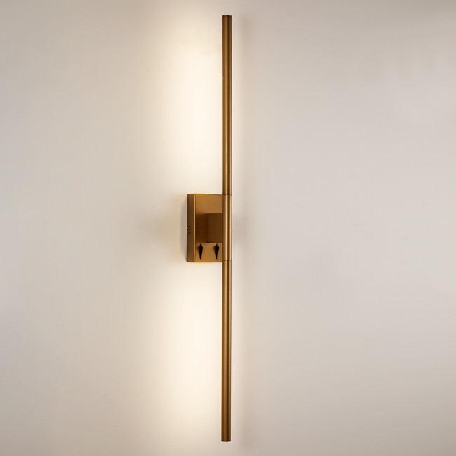 Светильник настенный A2029AP-1GO