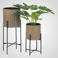 Интерьерный Набор из Двух Металлических Серых Кашпо на Подставках SP19D585-B