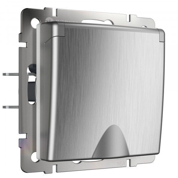 Розетка влагозащ. с зазем. с защит. крышкой и шторками cеребряный рифленый W1171209