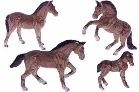 Лошадь коричневая 6 см K218